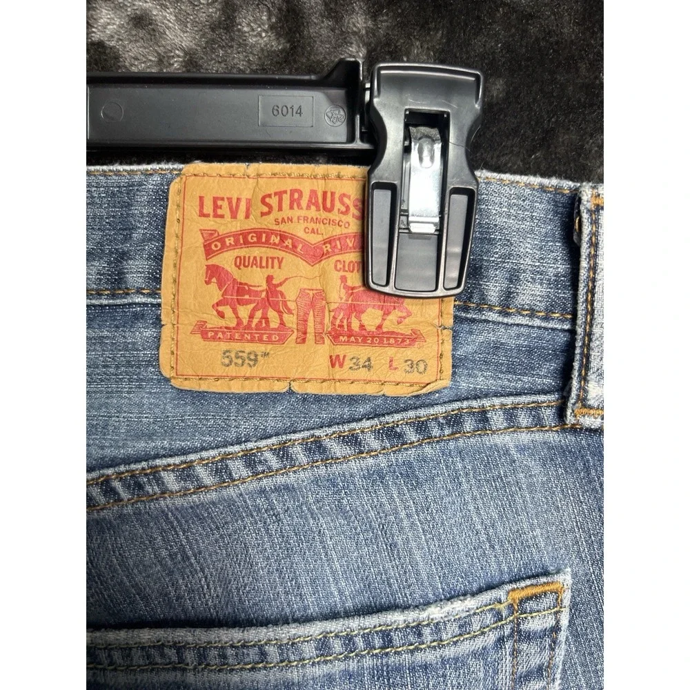 Levis levi 559